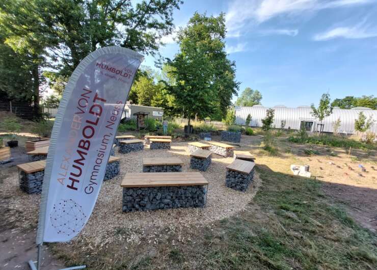 Lernen im schuleigenen Garten – unser grünes Klassenzimmer ist offiziell eröffnet
