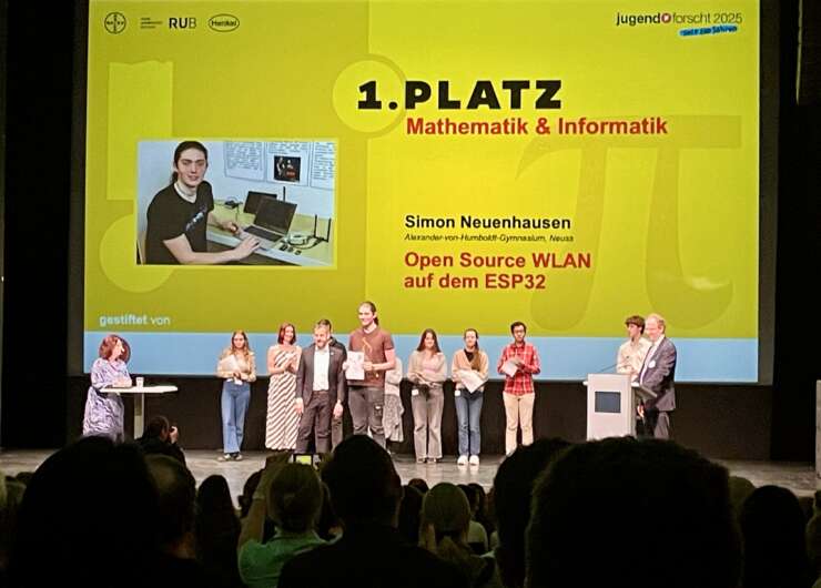 Sieg beim Landeswettbewerb Jugend forscht – Simon Neuenhausen (Q2) überzeugt erneut