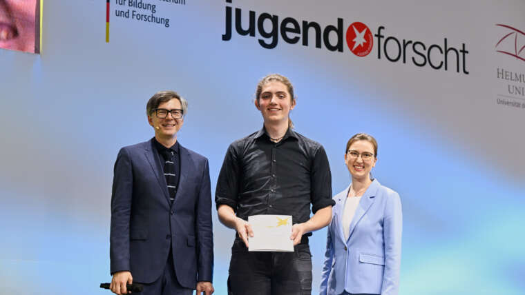 Simon siegt bei „Jugend forscht“!