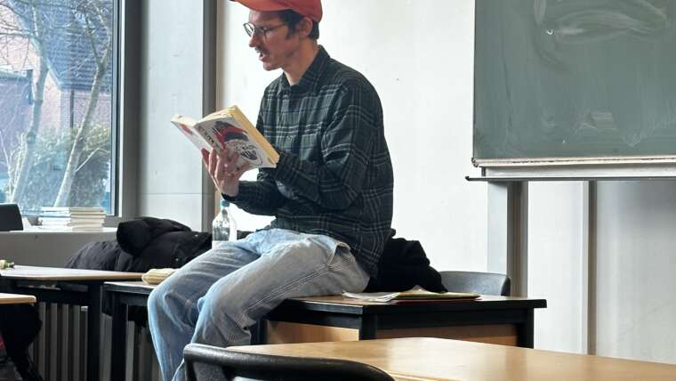 Die Poesiepause: Künstler*innen des Wortes stören den Unterricht!