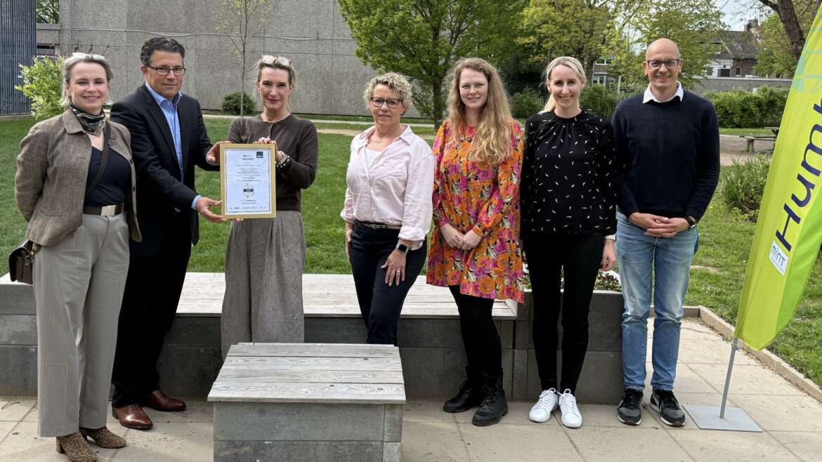 Unterricht: Gold-Zertifizierung!