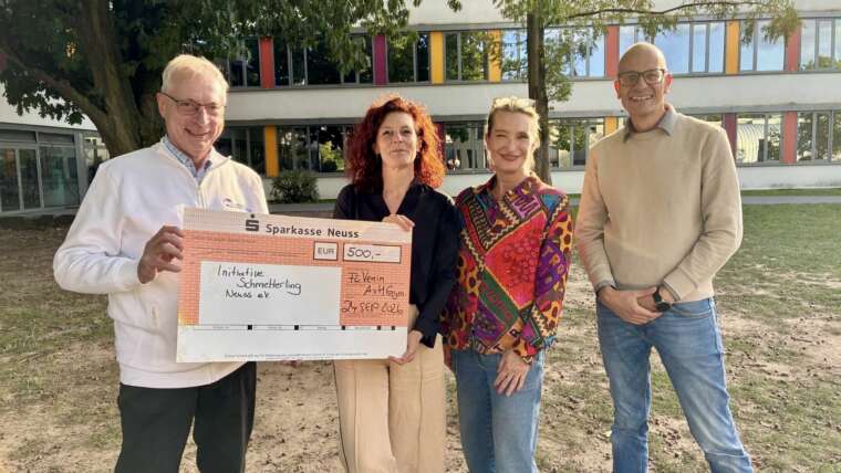 Spendenscheckübergabe